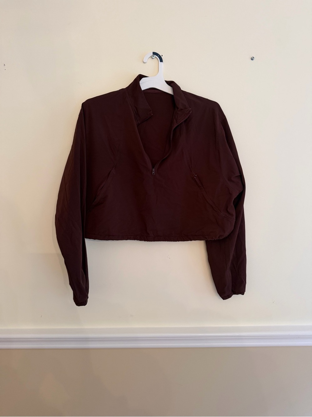 ALO Women’s Cropped pullover